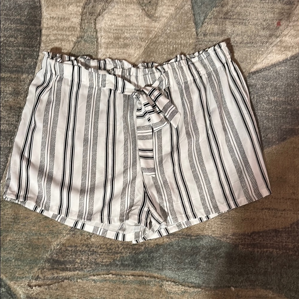 Rue21 High Waist Black and White Striped Shorts